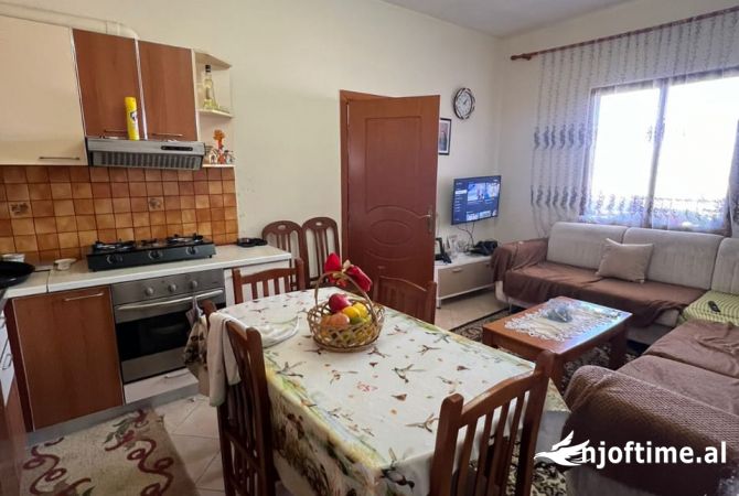Shtepi ne shitje 6+1 ne Tirane - 280,000 Euro