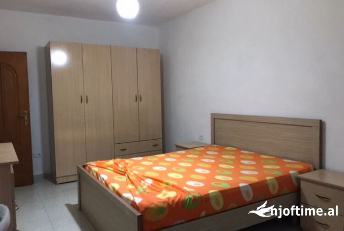 Shtepi me qera 1+1 ne Tirane - 400 Euro