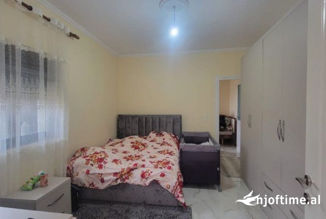 Shtepi me qera 2+1 ne Tirane - 500 Euro