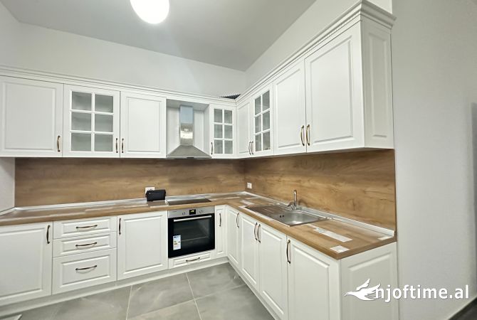 Shtepi me qera 1+1 ne Tirane - 650 Euro