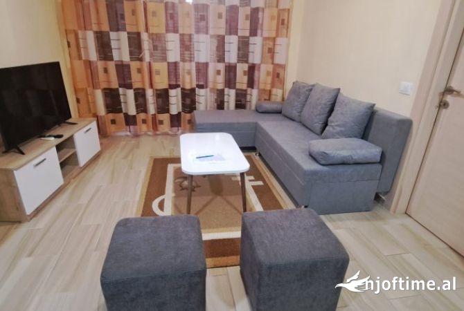Shtepi me qera 1+1 ne Tirane - 550 Euro