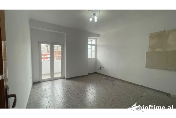 Shtepi ne shitje 2+1 ne Tirane - 110,000 Euro