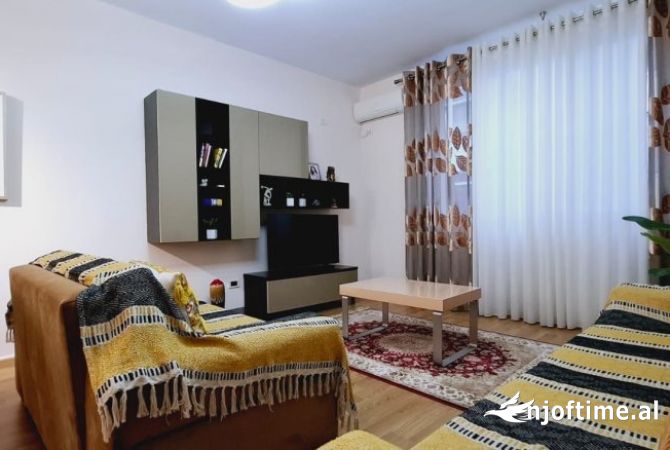 Shtepi me qera 1+1 ne Tirane - 600 Euro