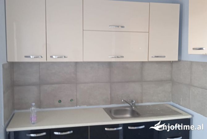 Shtepi ne shitje 1+1 ne Tirane - 78,000 Euro