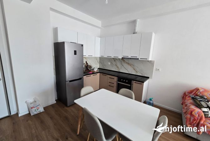 Shtepi ne shitje 2+1 ne Tirane - 140,000 Euro