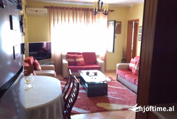 Shtepi me qera 1+1 ne Tirane - 500 Euro