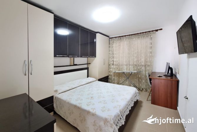 Shtepi me qera 1+1 ne Tirane - 750 Euro