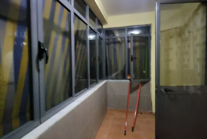 Shtepi me qera Apartament ne Tirane, 1+1, Mobilimi E mobiluar, Pagesa 550  Euro.