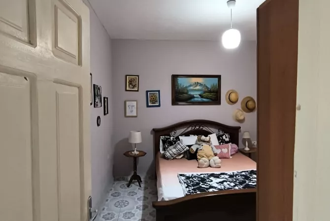 Shtepi me qera Shtepi Private ne Tirane, 1+1, Mobilimi E mobiluar, Pagesa 420  Euro.