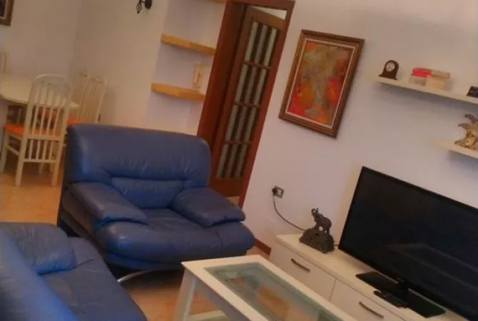 Shtepi me qera 2+1 ne Tirane - 750 Euro