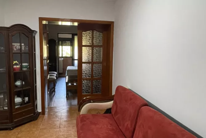 Shtepi me qera 1+1 ne Tirane - 450 Euro