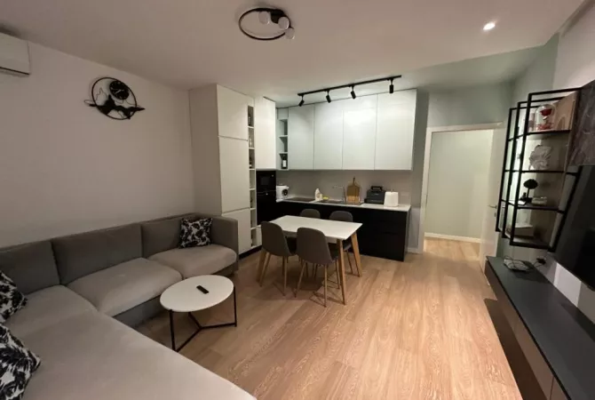 Shtepi ne shitje 1+1 ne Tirane - 160,000 Euro