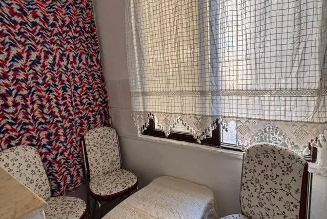 Shtepi me qera Apartament ne Tirane, 1+1, Mobilimi E mobiluar, Pagesa 450  Euro.