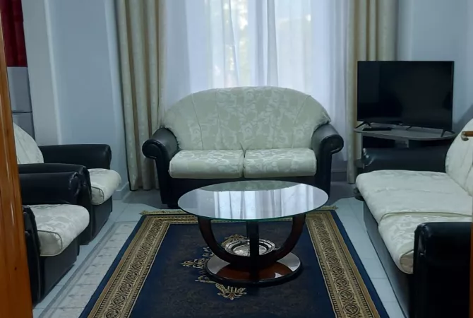 Shtepi me qera 2+1 ne Tirane - 650 Euro