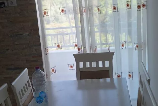 Shtepi me qera Apartament ne Tirane, 1+1, Mobilimi E mobiluar, Pagesa 370  Euro.