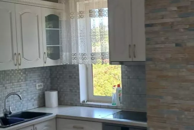 Shtepi me qera 1+1 ne Tirane - 370 Euro