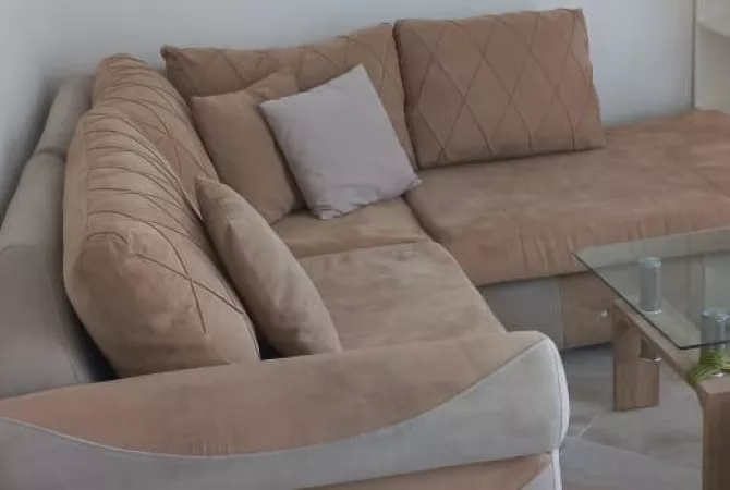 Shtepi me qera 1+1 ne Tirane - 370 Euro