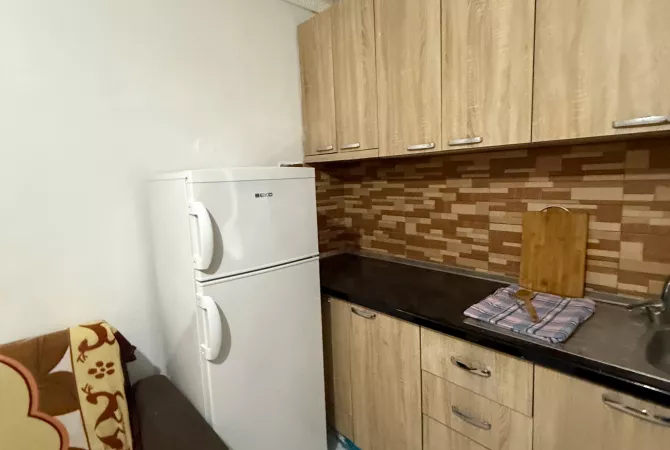 Casa in affitto 1+1 a Tirana - 30,000 Leke