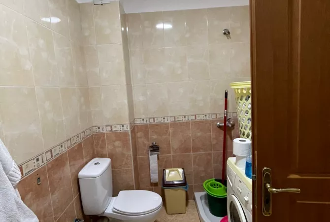 Shtepi me qera Apartament ne Tirane, 2+1, Mobilimi E mobiluar, Pagesa 600  Euro.