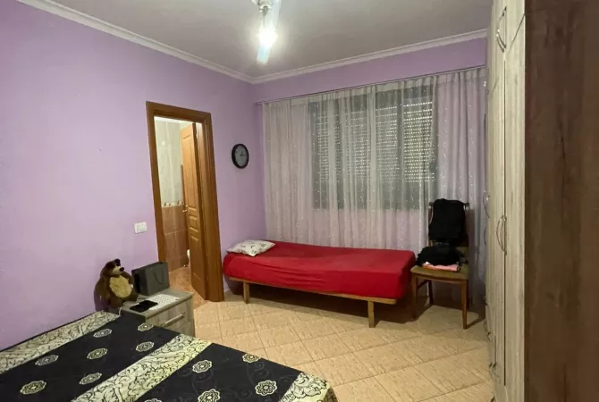 Shtepi me qera Apartament ne Tirane, 2+1, Mobilimi E mobiluar, Pagesa 600  Euro.