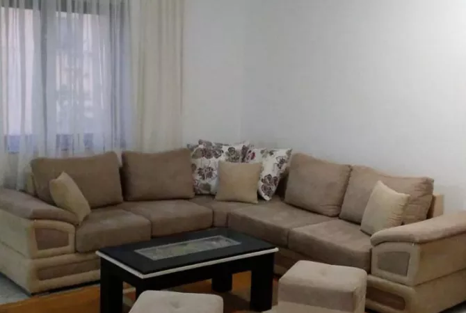 Shtepi me qera 2+1 ne Tirane - 500 Euro