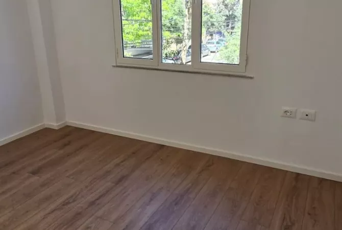 Shtepi ne shitje 1+1 ne Tirane - 110,000 Euro