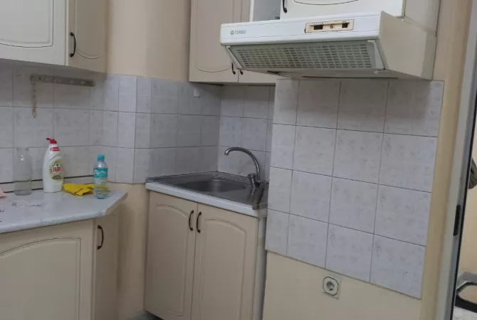 Shtepi me qera 2+1 ne Tirane - 600 Euro