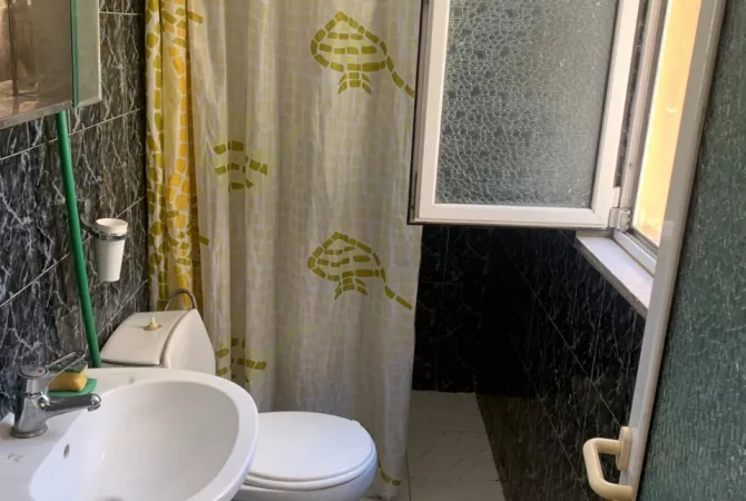 Shtepi me qera 1+1 ne Tirane - 520 Euro