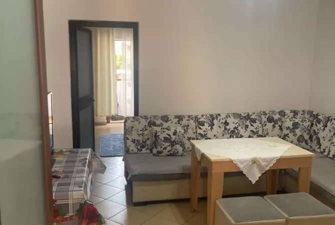 Shtepi me qera 1+1 ne Tirane - 400 Euro