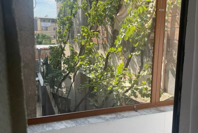 Shtepi me qera Apartament ne Tirane, 1+1, Mobilimi E mobiluar, Pagesa 400  Euro.