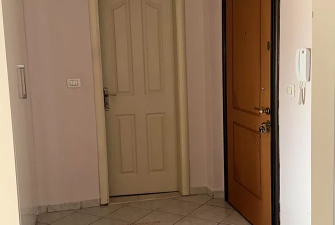 Shtepi me qera 1+1 ne Tirane - 450 Euro