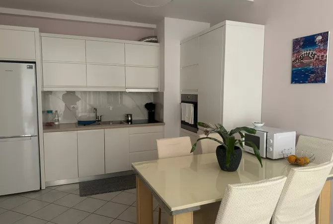 Shtepi me qera 1+1 ne Tirane - 450 Euro