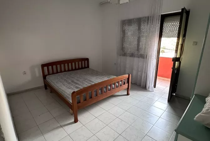 Shtepi me qera 1+1 ne Tirane - 500 Euro