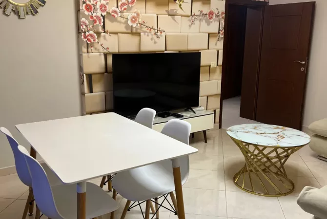 Shtepi me qera Apartament ne Tirane, 1+1, Mobilimi E mobiluar, Pagesa 500  Euro.