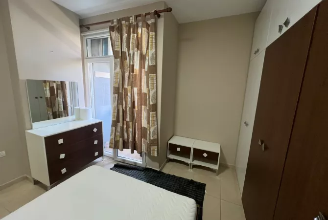Shtepi me qera Apartament ne Tirane, 1+1, Mobilimi E mobiluar, Pagesa 600  Euro.