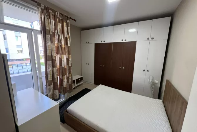 Shtepi me qera Apartament ne Tirane, 1+1, Mobilimi E mobiluar, Pagesa 600  Euro.