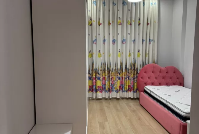 Shtepi me qera 2+1 ne Tirane - 1,200 Euro