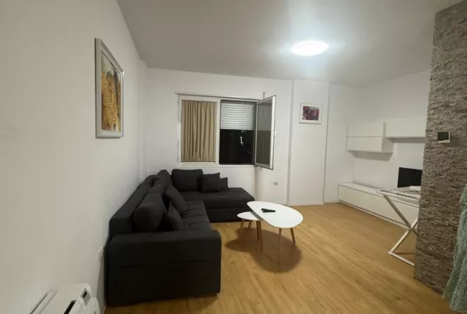 Shtepi me qera 1+1 ne Tirane - 600 Euro