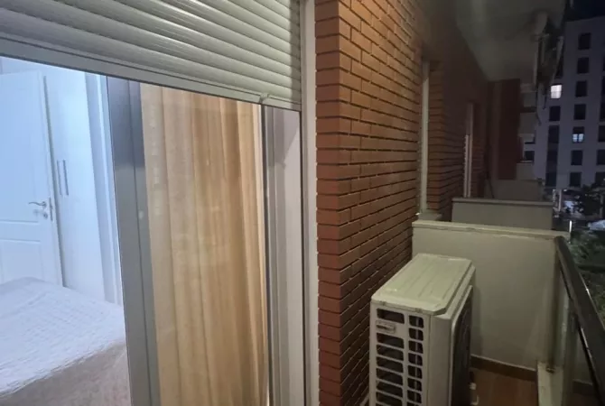 Shtepi me qera Apartament ne Tirane, 1+1, Mobilimi E mobiluar, Pagesa 600  Euro.