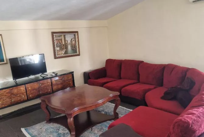 Shtepi me qera 2+1 ne Tirane - 50,000 Leke