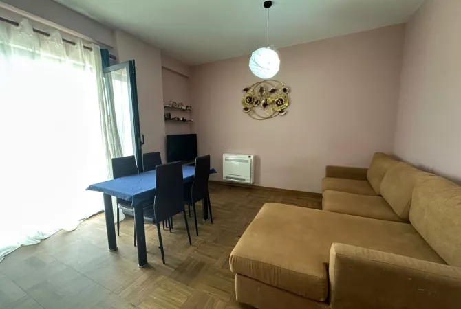 Shtepi me qera 1+1 ne Tirane - 600 Euro