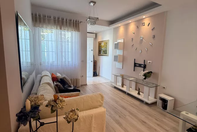 House for Sale 2+1 in Tirana - 99,000,000 Leke