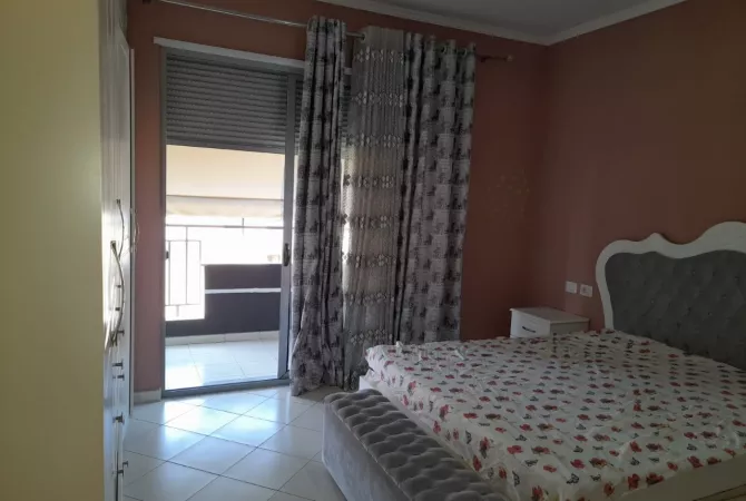 Shtepi me qera Apartament ne Tirane, 2+1, Mobilimi E mobiluar, Pagesa 500  Euro.