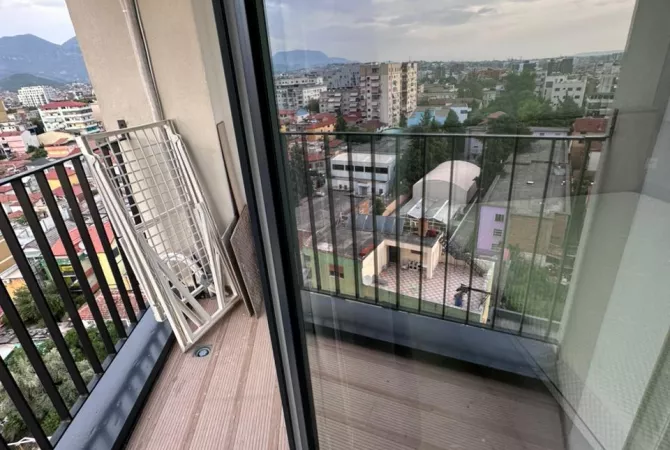 Shtepi me qera Apartament ne Tirane, 1+1, Mobilimi Pjeserisht e mobiluar, Pagesa 650  Euro.