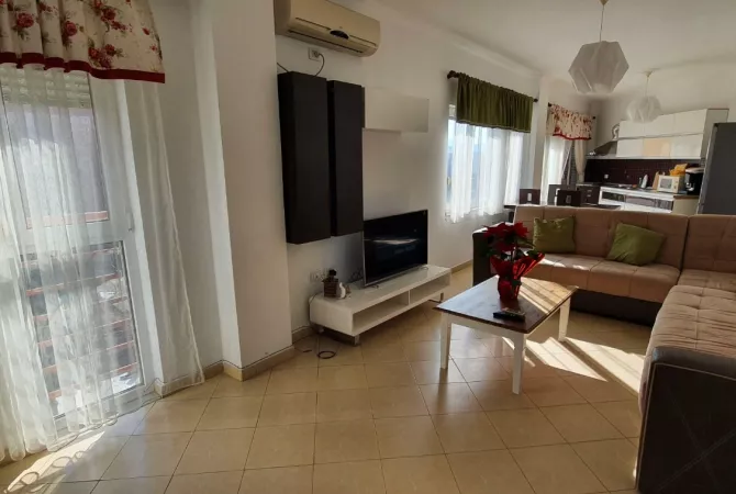 Shtepi me qera Apartament ne Tirane, 2+1, Mobilimi E mobiluar, Pagesa 700  Euro.