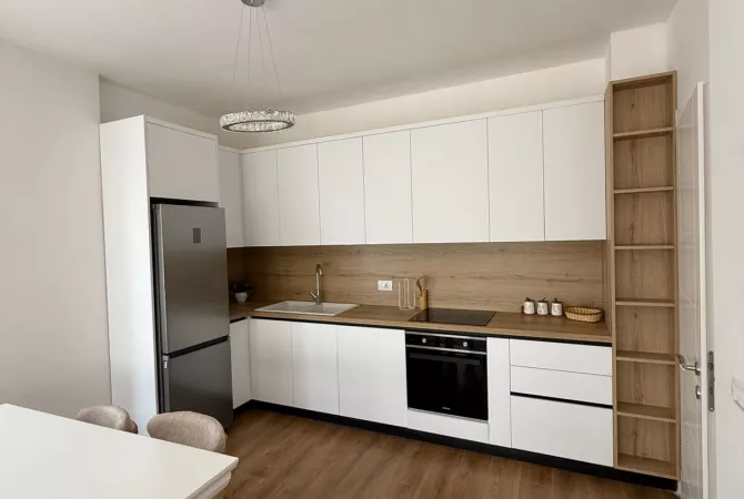 Shtepi me qera 2+1 ne Tirane - 700 Euro