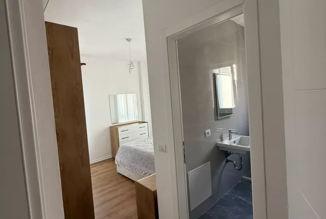 Shtepi me qera 2+1 ne Tirane - 700 Euro
