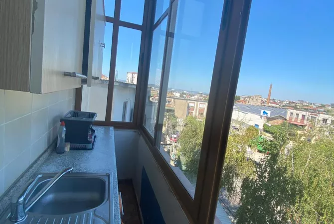Shtepi me qera 1+1 ne Tirane - 300 Euro