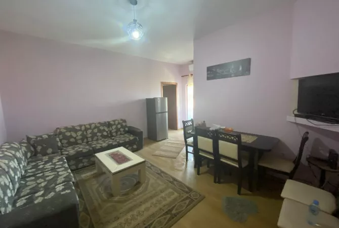 Shtepi me qera 1+1 ne Tirane - 300 Euro