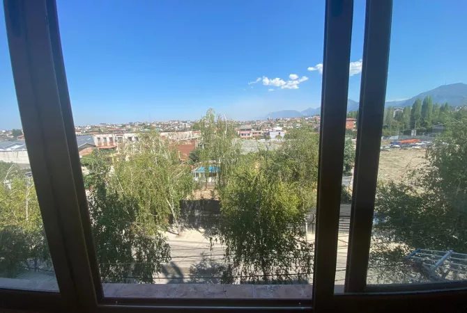 Shtepi me qera 1+1 ne Tirane - 300 Euro